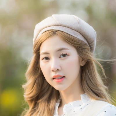 Nilawan Iamchuasawad   Beautiful girl in the flower field - 45