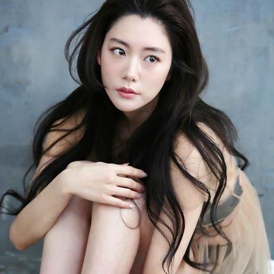 Clara - ELLE Shop China 3