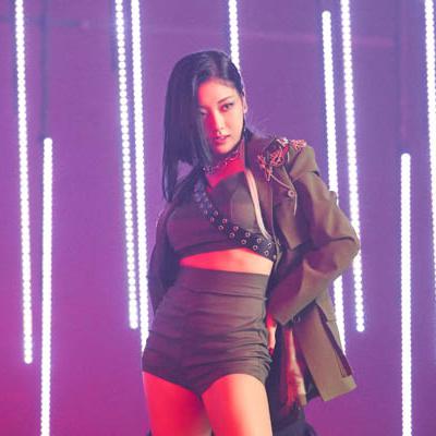 CLC - 1st Single Album Title Song “HELICOPTER” MV Shooting 027