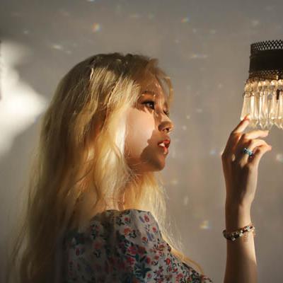 TWICE - 9th Mini Album “MORE &amp; MORE” Jacket Shooting 20