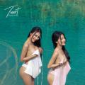 2 cô gái sexy - quyến rũ trong thung thũng với yếm 089