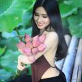 Hồng Rubyshi - Cô gái và hoa sen 06