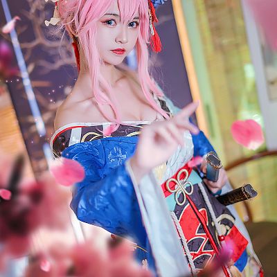 Man Ngư Phi Phi - 鳗鱼霏儿 - 八重樱 02